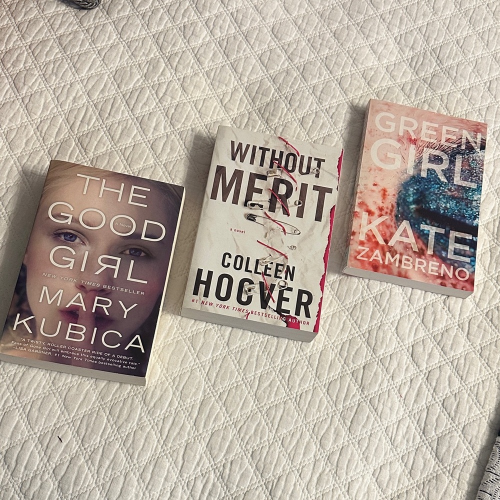 Book bundle Mary Kubica Colleen Hoover Kate Zambreno